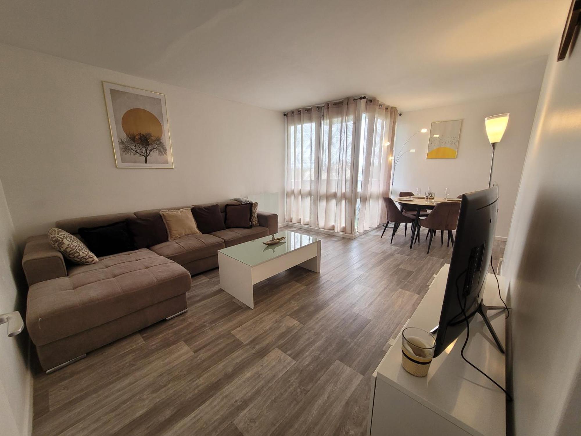 Apartamento Parisian Retreat Pour 5 Personnes - 12 Min De Paris - Proche Gare Deuil-la-Barre Exterior foto