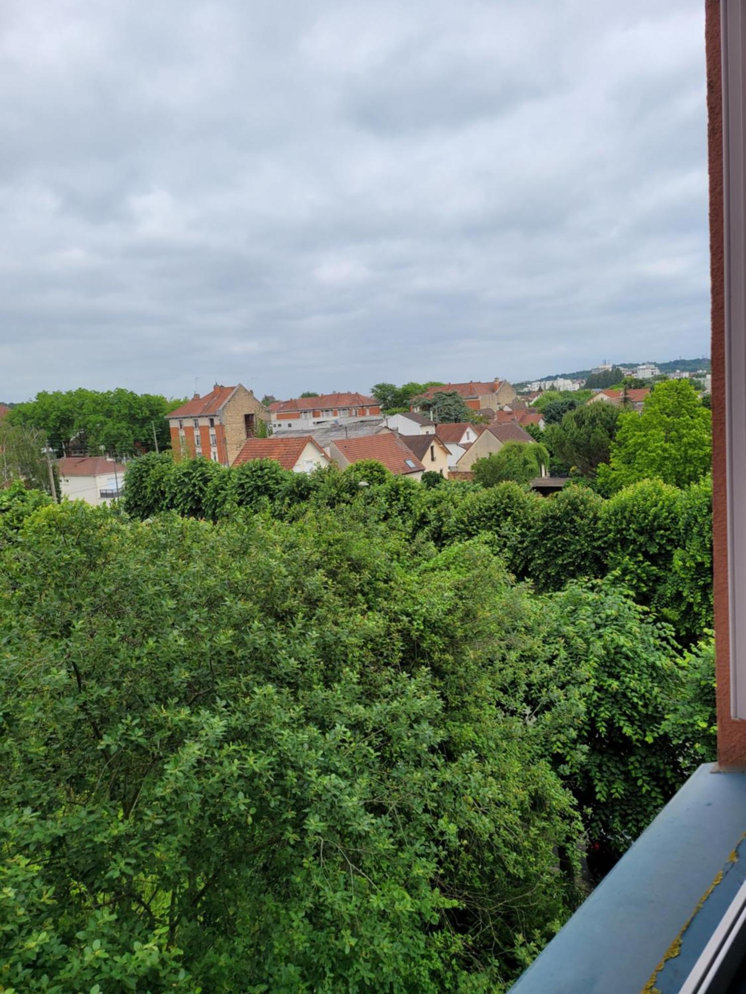 Apartamento Parisian Retreat Pour 5 Personnes - 12 Min De Paris - Proche Gare Deuil-la-Barre Exterior foto